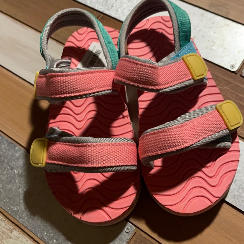 Size 9 toddler sandals